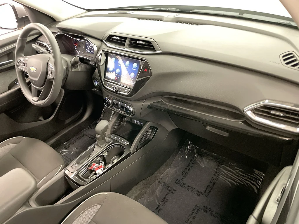 Used 2023 Sterling Gray Metallic Chevrolet LT image 27