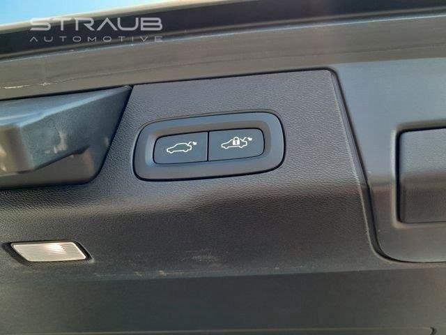 Used 2021 Crystal White Metallic Volvo Inscription image 58