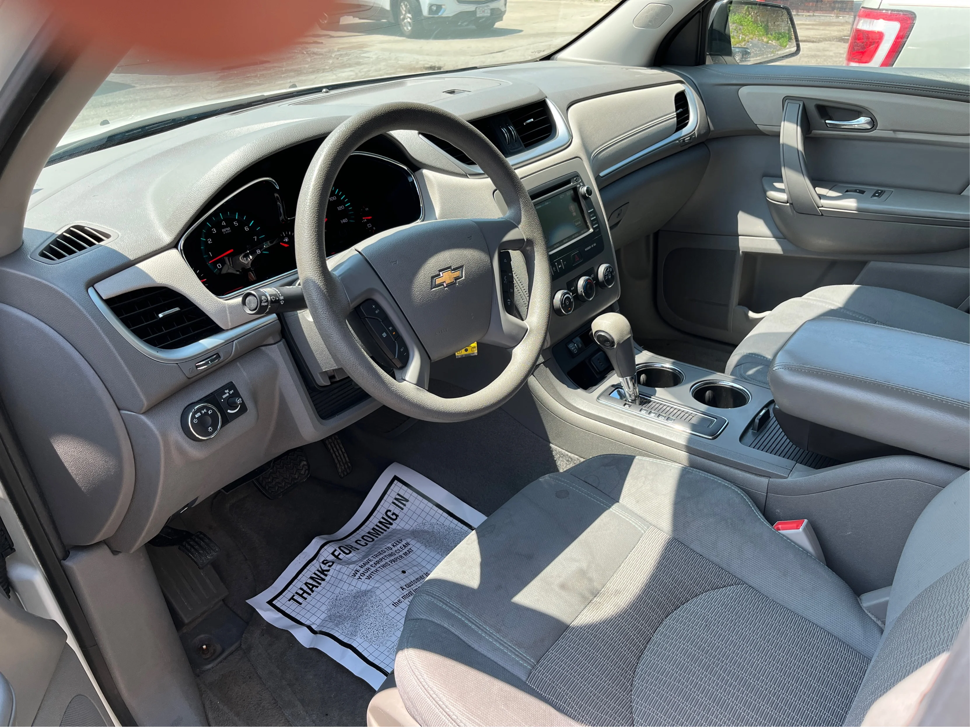 Used 2015 White Chevrolet LS AWD image 5