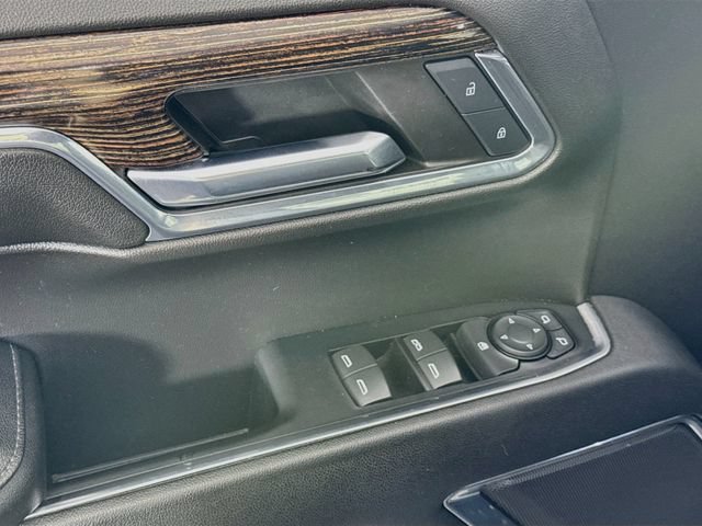 Used 2024 Sterling Metallic GMC Elevation image 18