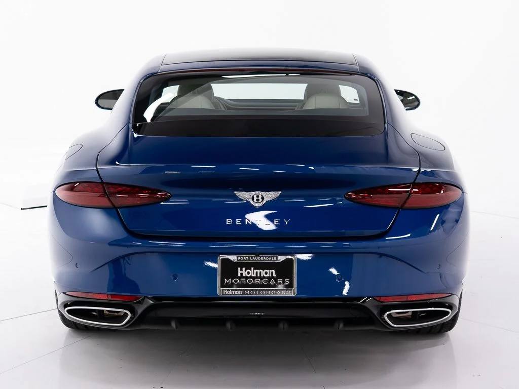 New 2026 Sequin Blue - by Mulliner Bentley Azure image 4