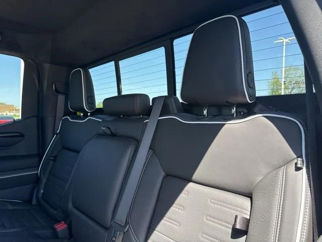 2026 GMC Sierra 1500 AT4X - Photo 41