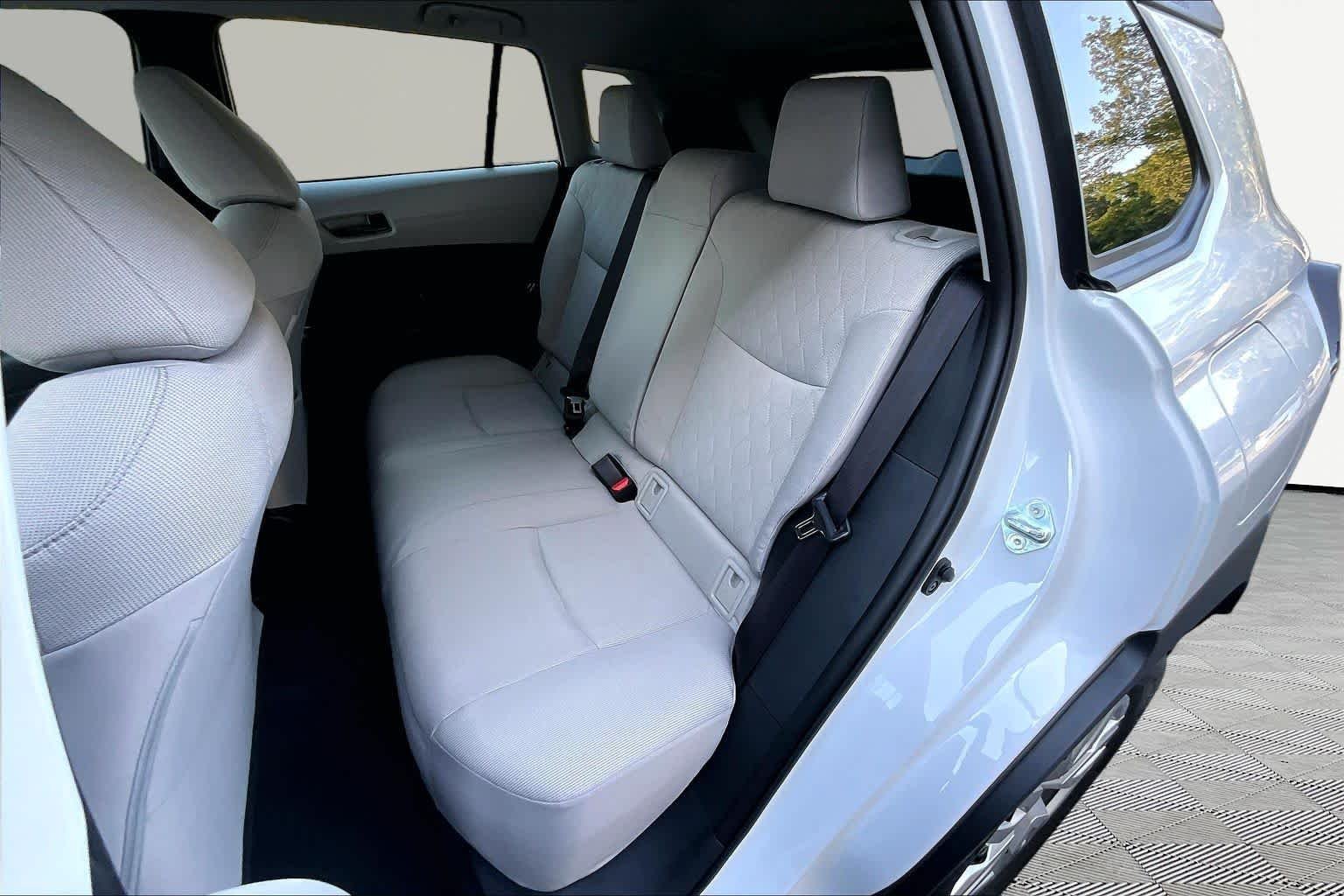 Certified Used 2026 Wind Chill Pearl Toyota L image 21