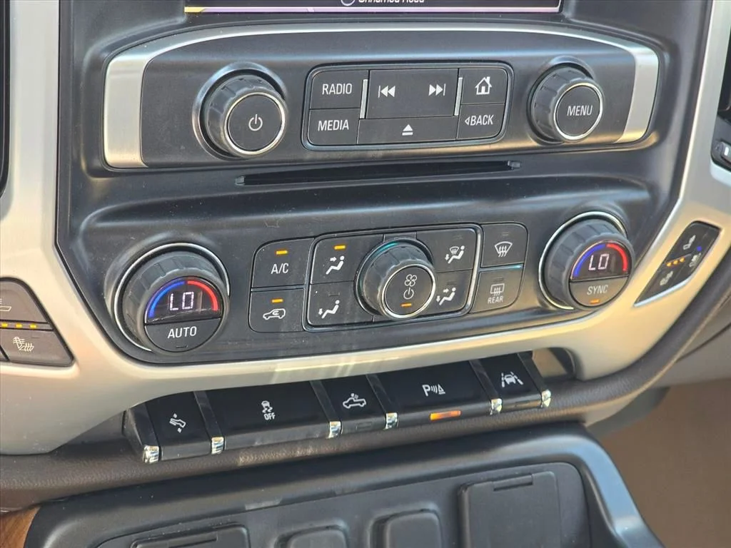 Used 2017 Gray GMC SLT image 17