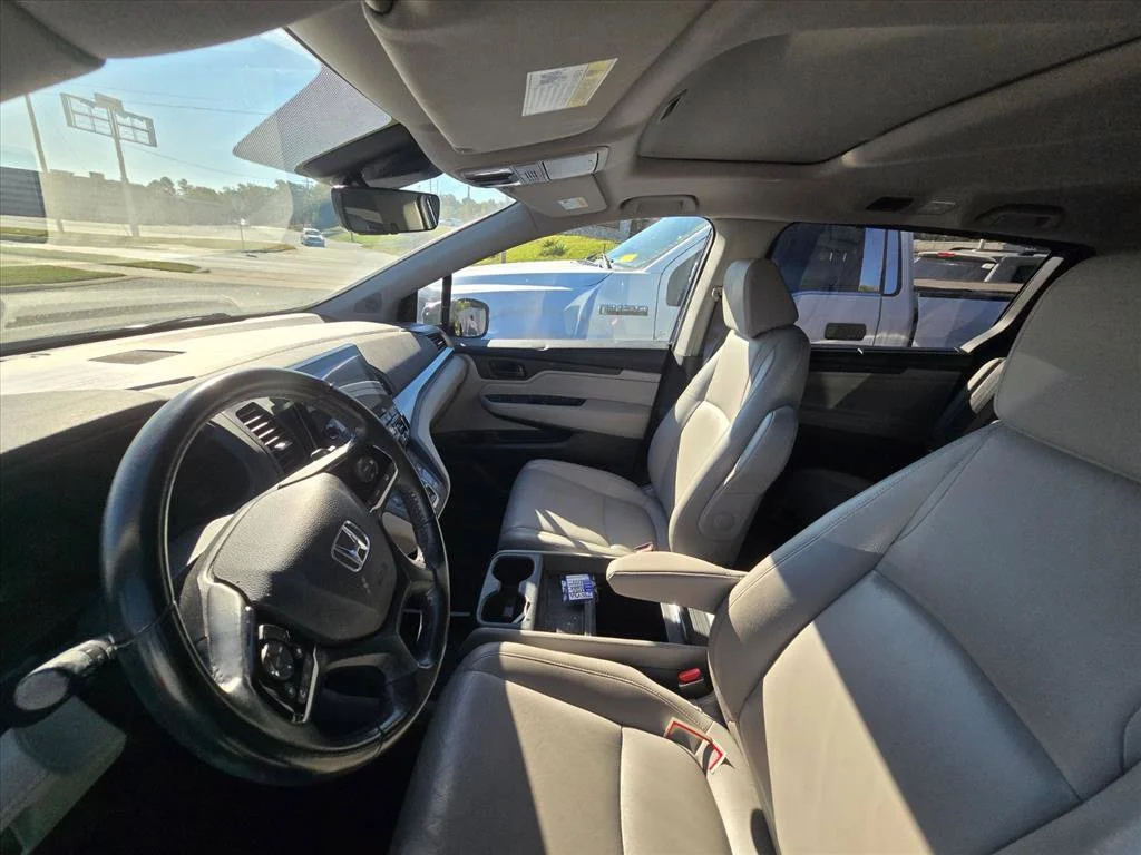 Used 2020 Blue Honda EX-L image 4