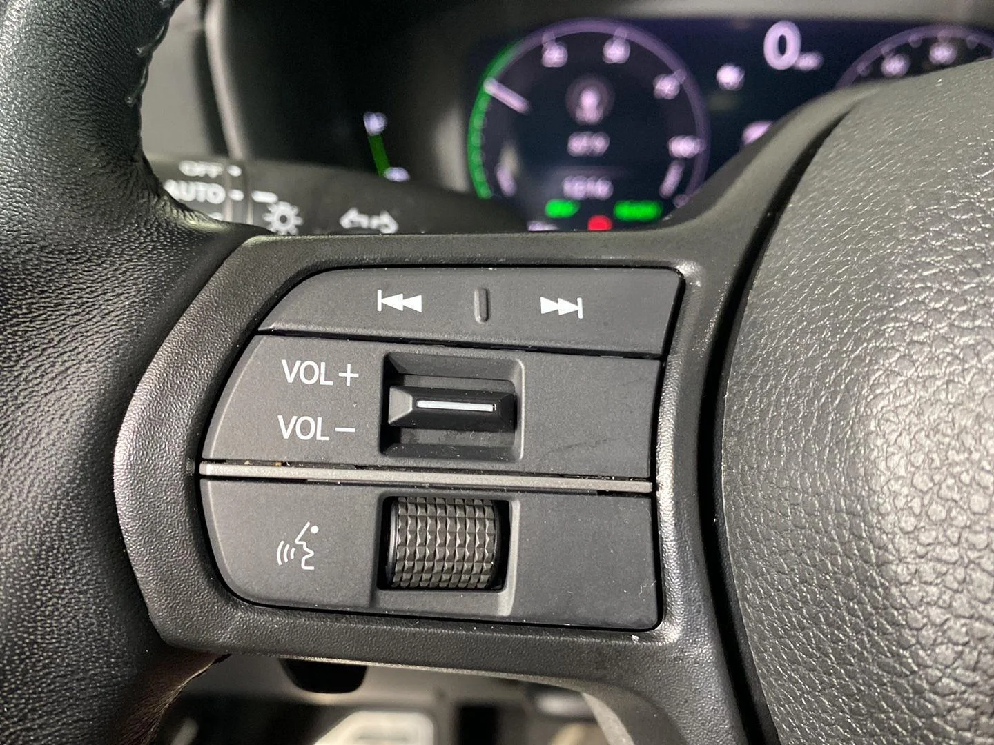 Used 2024 Urban Gray Pearl Honda Sport-L image 22