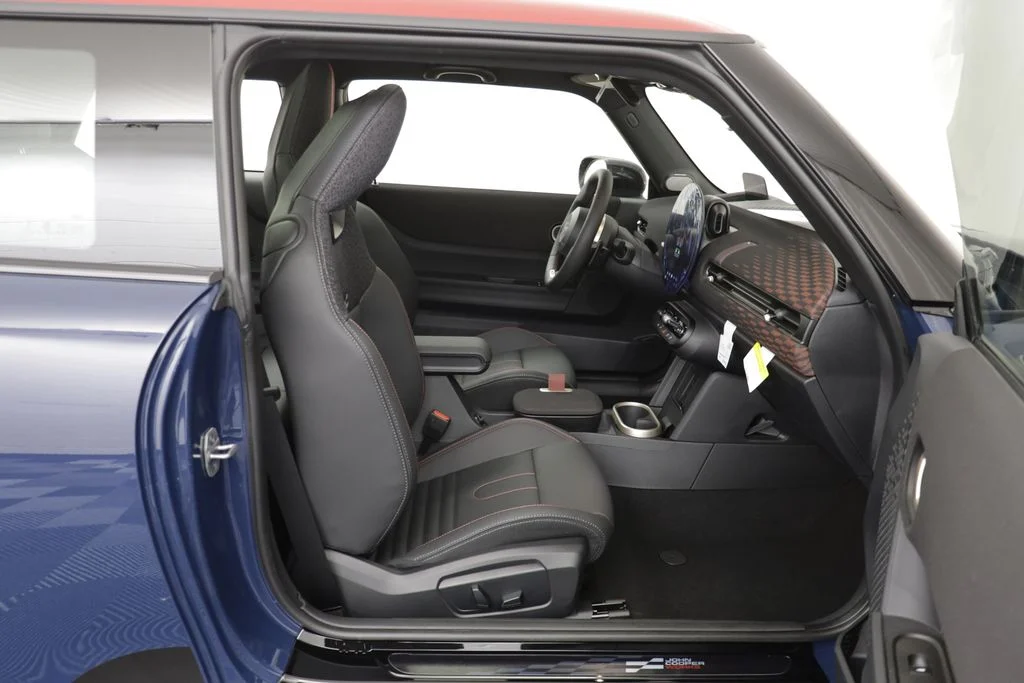 New 2027 C6f MINI  image 17
