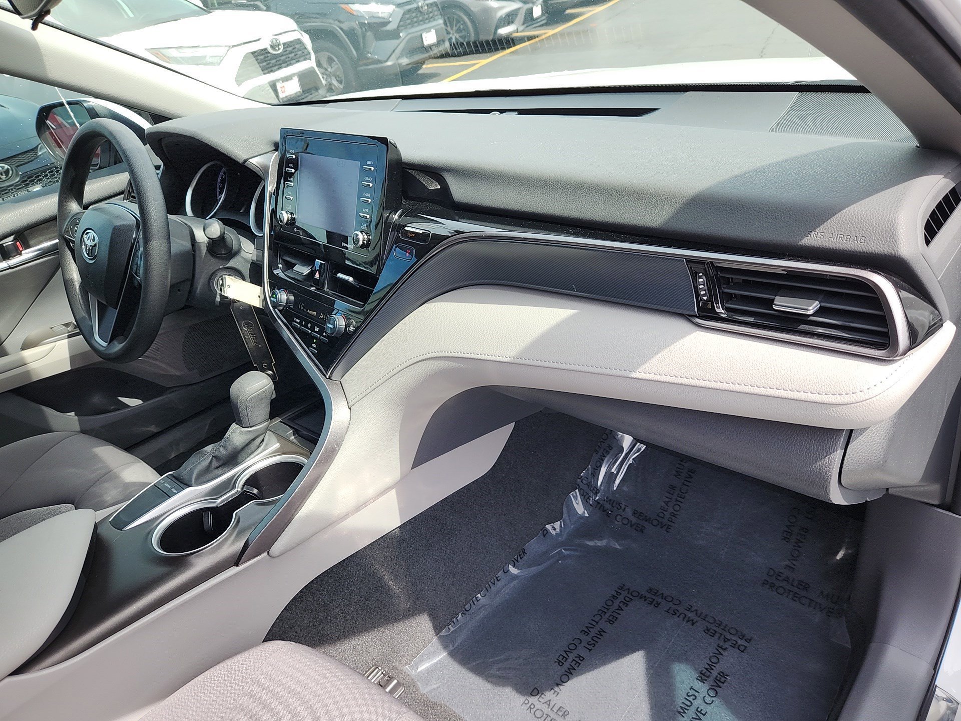 2024 Toyota Camry LE - Photo 26