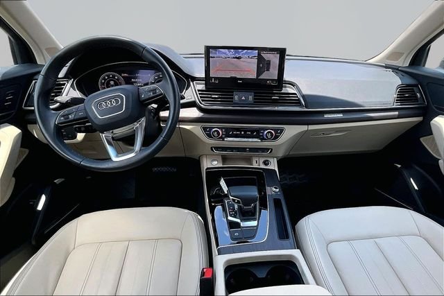 Used 2024  Audi 40 Premium Plus image 15
