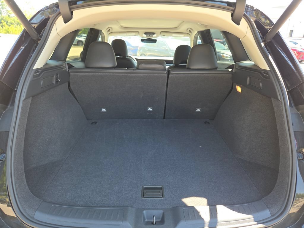 Used 2025 Black Obsidian INFINITI LUXE image 34