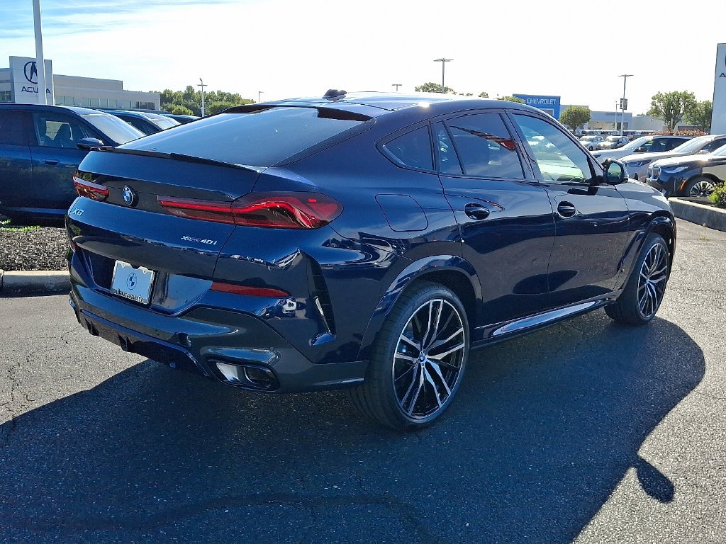 New 2027 Blue BMW xDrive40i image 4