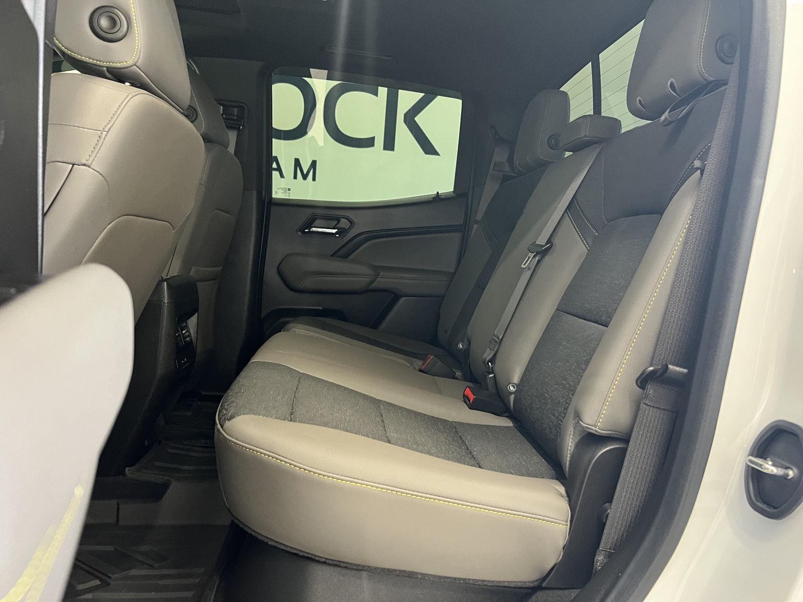 Used 2024 Summit White Chevrolet 4WD ZR2 image 27