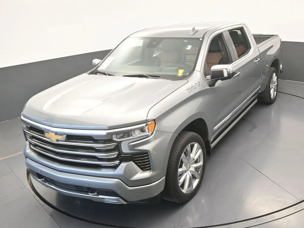 Used 2024 Sterling Gray Metallic Chevrolet High Country image 60