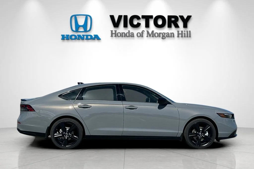 New 2026 Urban Gray Pearl Honda Sport-L image 3