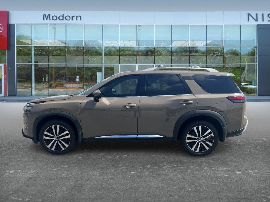 Certified Used 2024 Baja Storm Nissan Platinum image 9