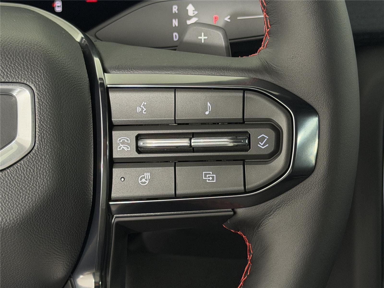 2026 GMC Yukon AT4 Ultimate - Photo 31
