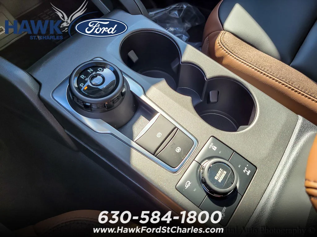 New 2025 Shadow Black Ford Outer Banks® image 14