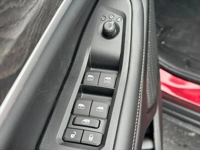 New 2026 Velvet Red Pearlcoat Jeep Laredo image 9