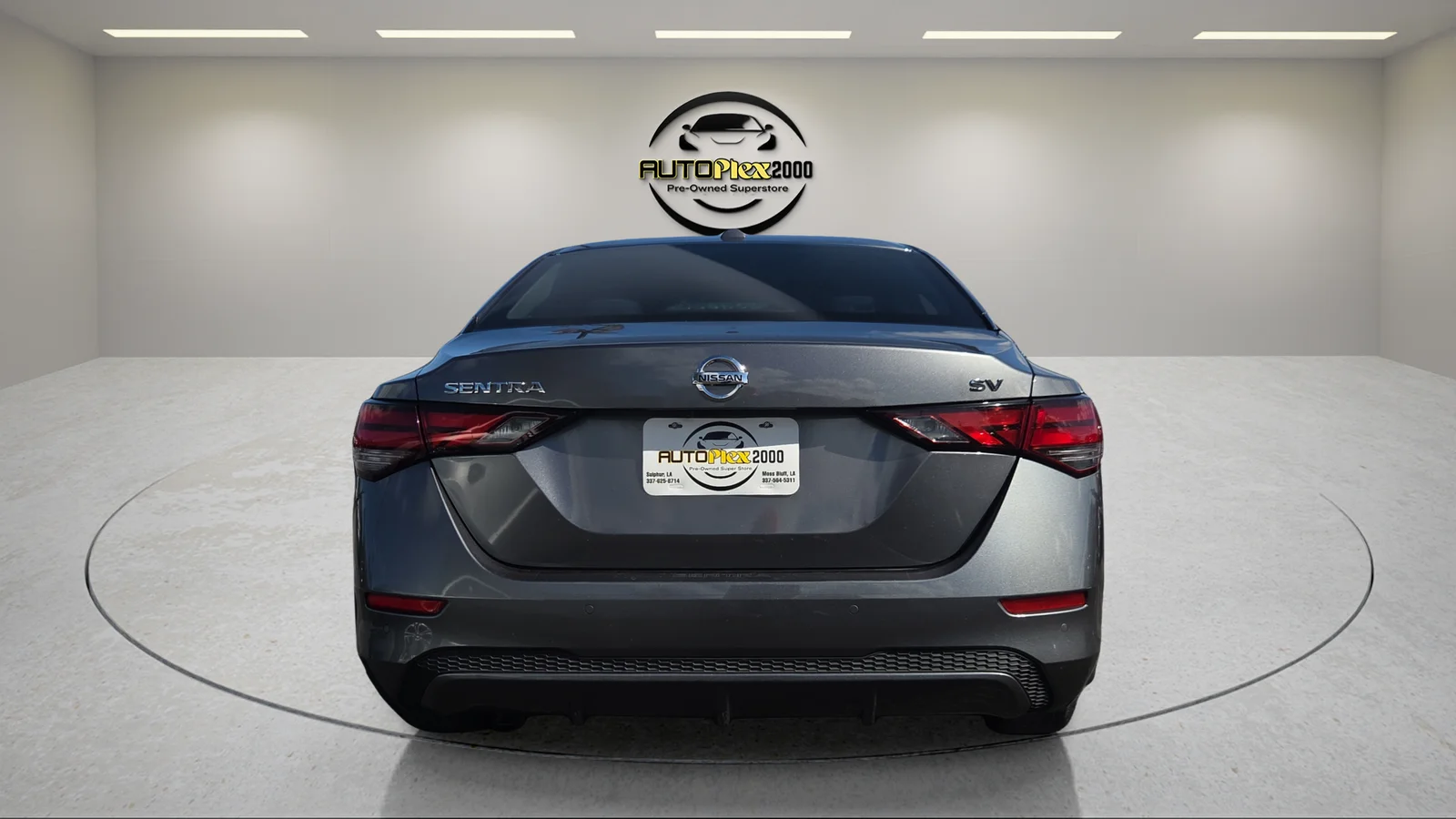 Used 2022 Gray Nissan SV image 6