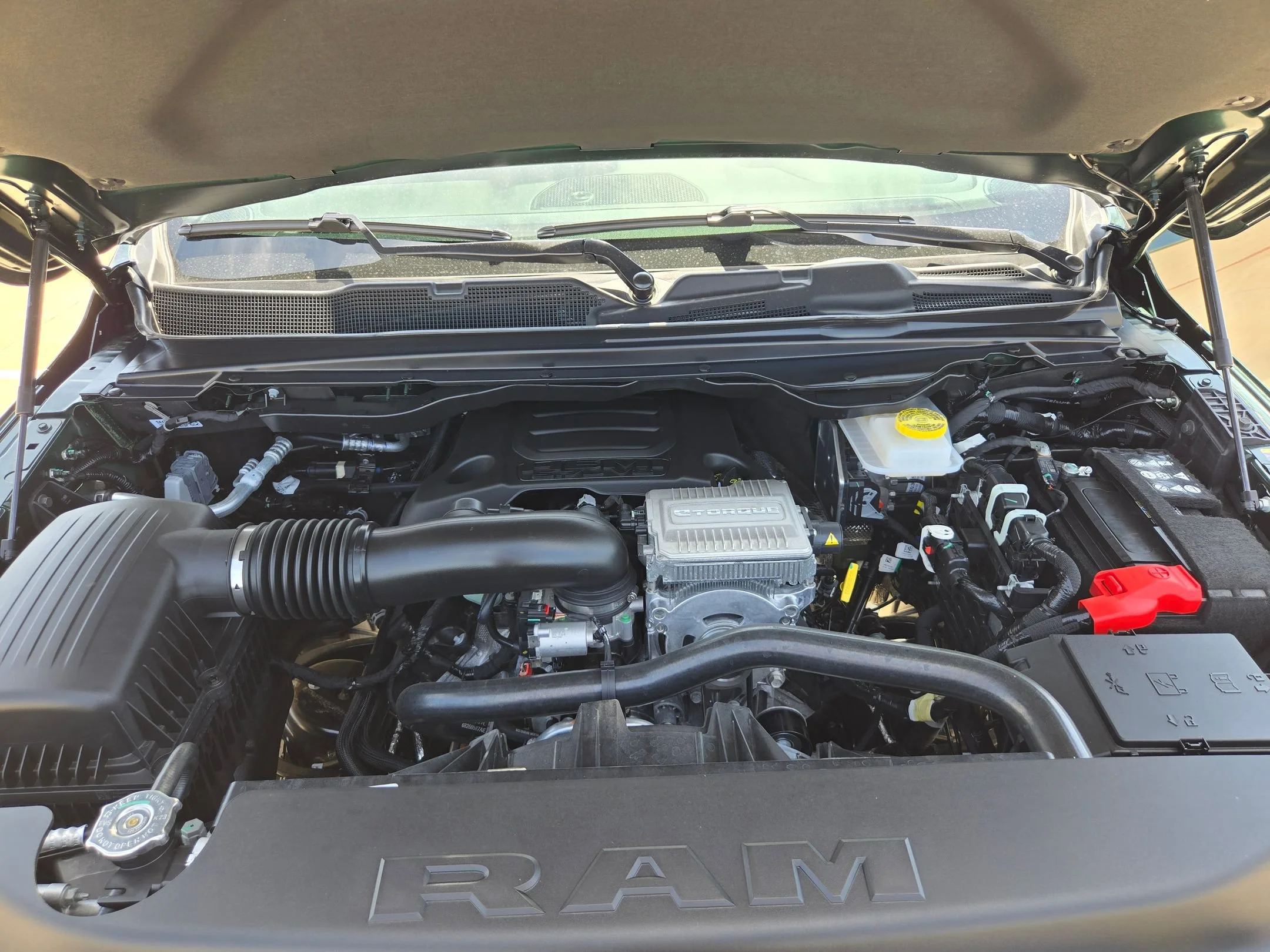 New 2026 Serrano-Green Metallic Exterior Paint RAM Big Horn/Lone Star image 27