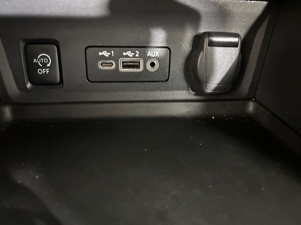 Used 2024 White Nissan SV image 30