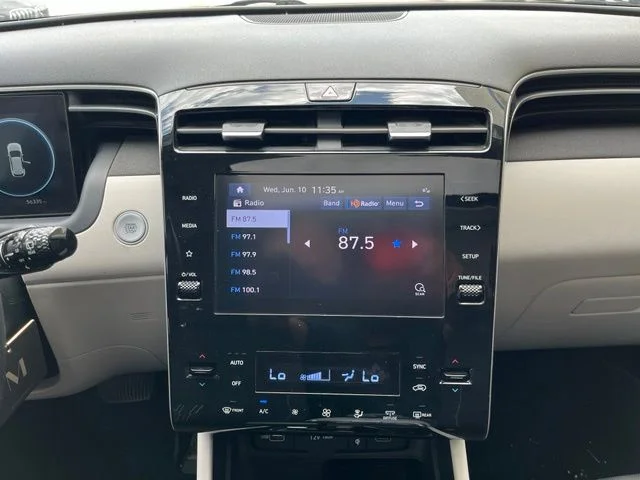 Used 2022 Gray Hyundai SEL image 21