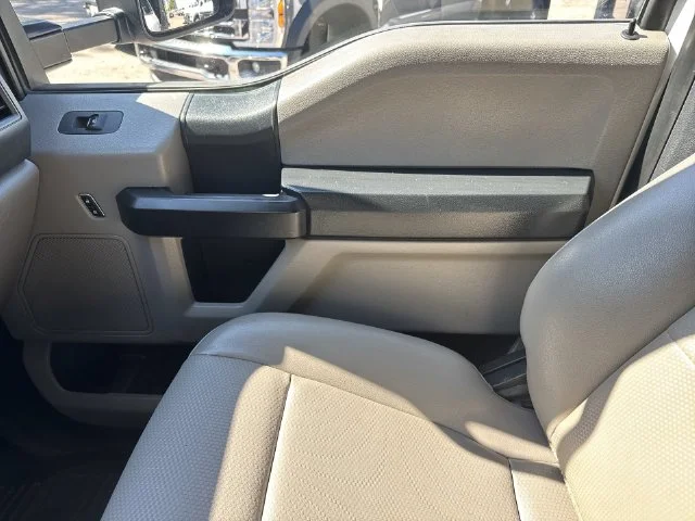 Used 2021 White Ford XL image 28