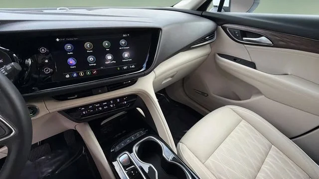 Used 2023 White Frost Tricoat Buick Avenir image 25