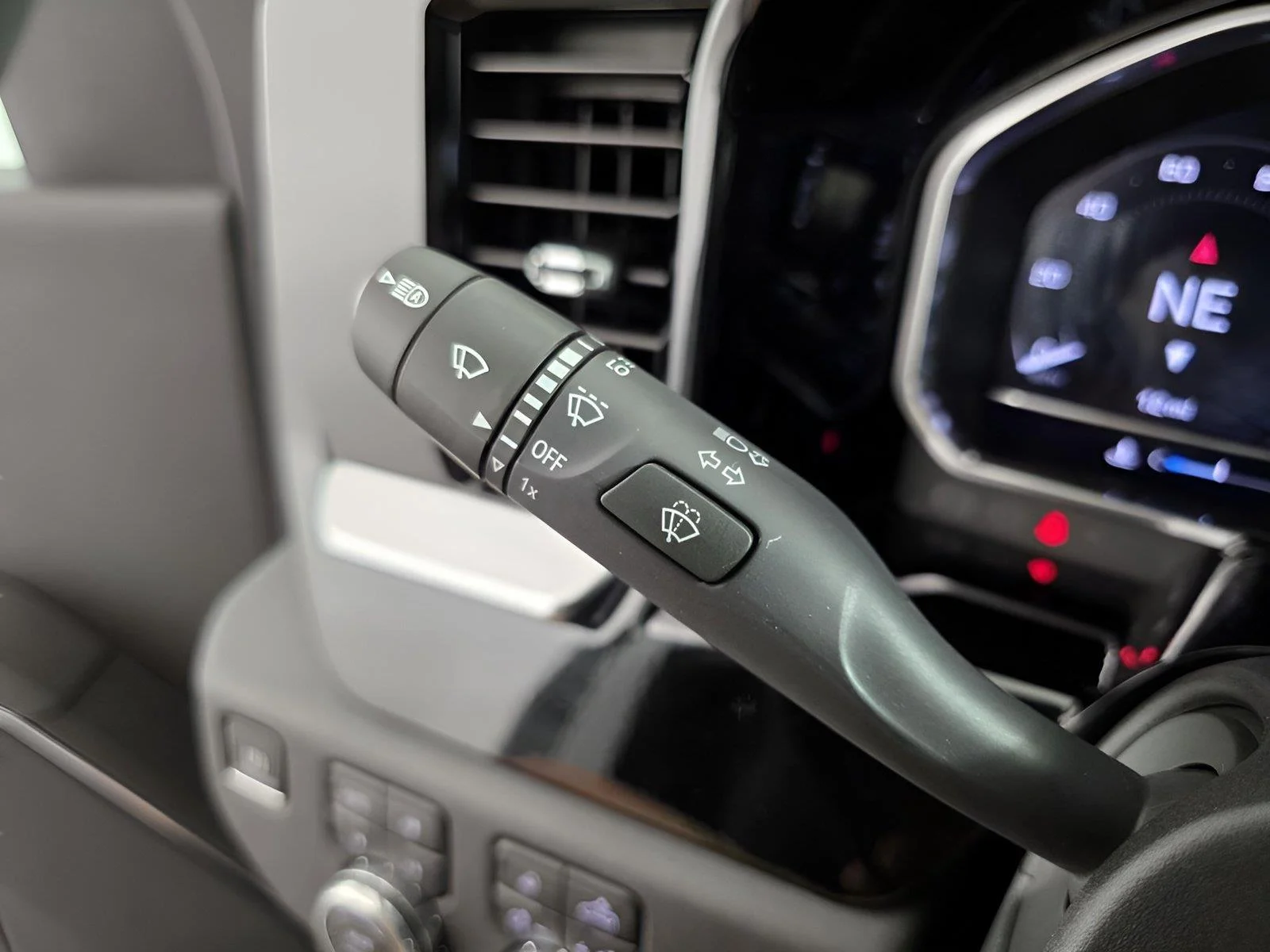 2025 GMC Sierra 2500HD SLT - Photo 37