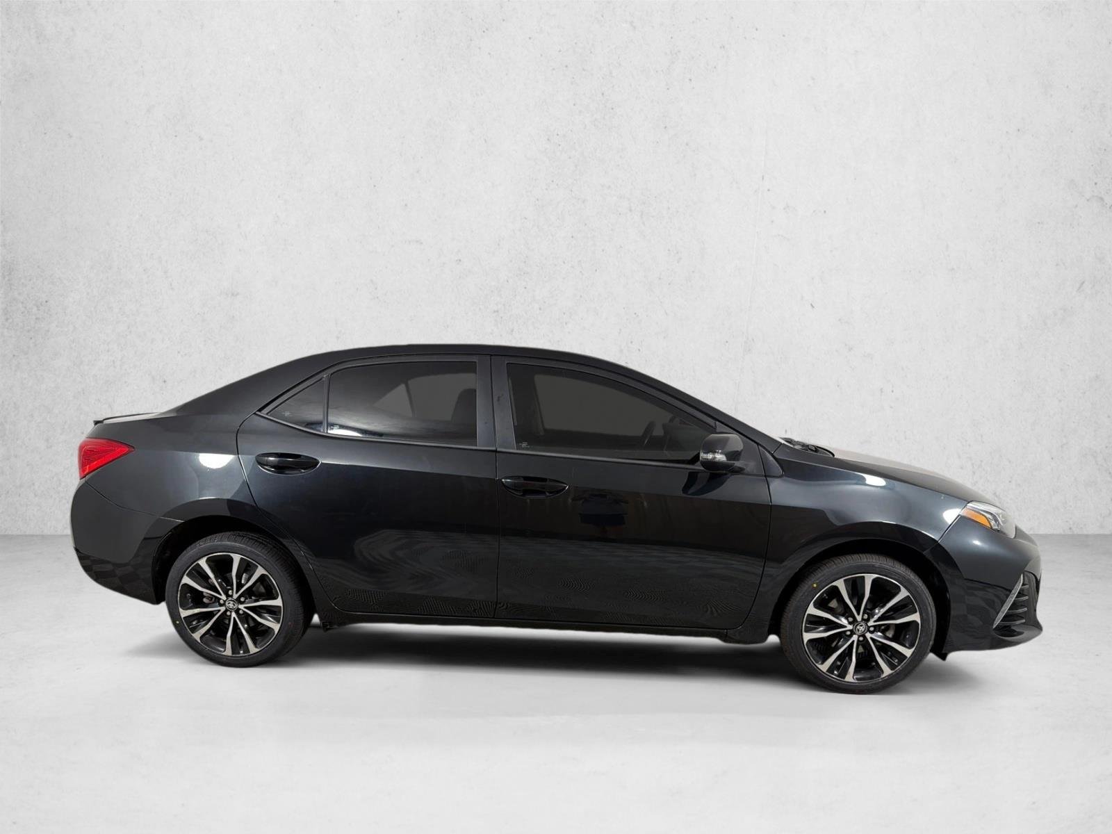 Used 2018 Black Sand Pearl Toyota SE image 2