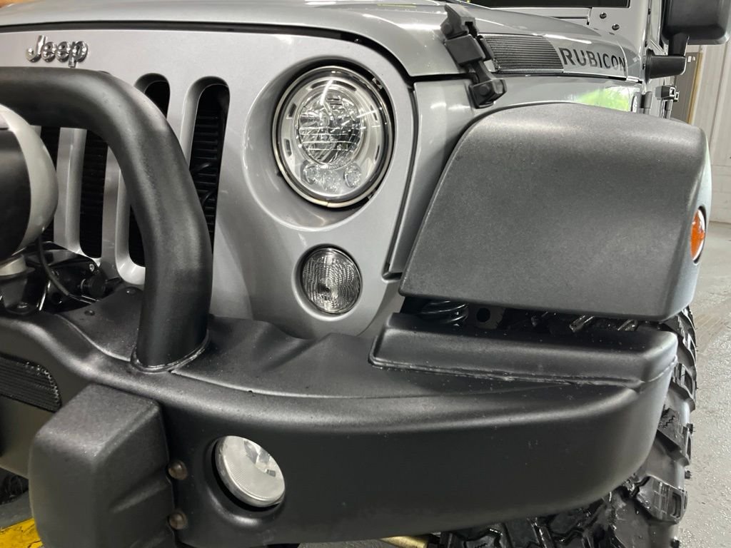 Used 2014 Billet Metallic Clearcoat Jeep Unlimited Rubicon image 15