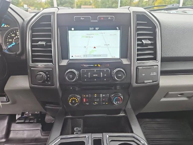 Used 2018 Red Ford XL image 19