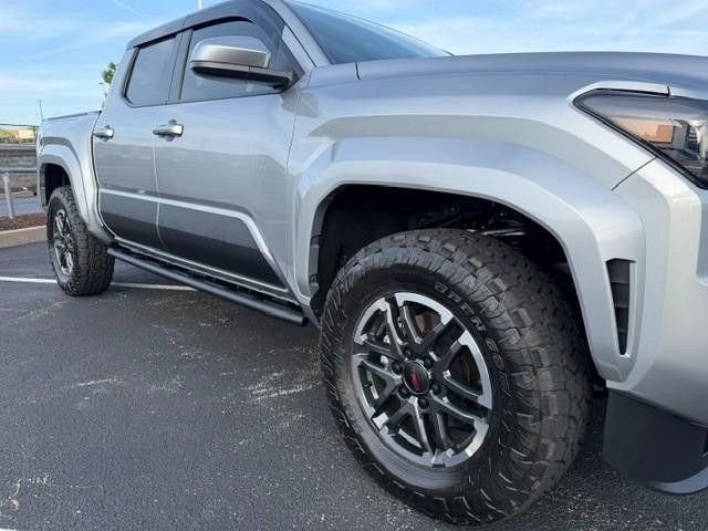 2026 Toyota Tacoma TRD Sport - Photo 9