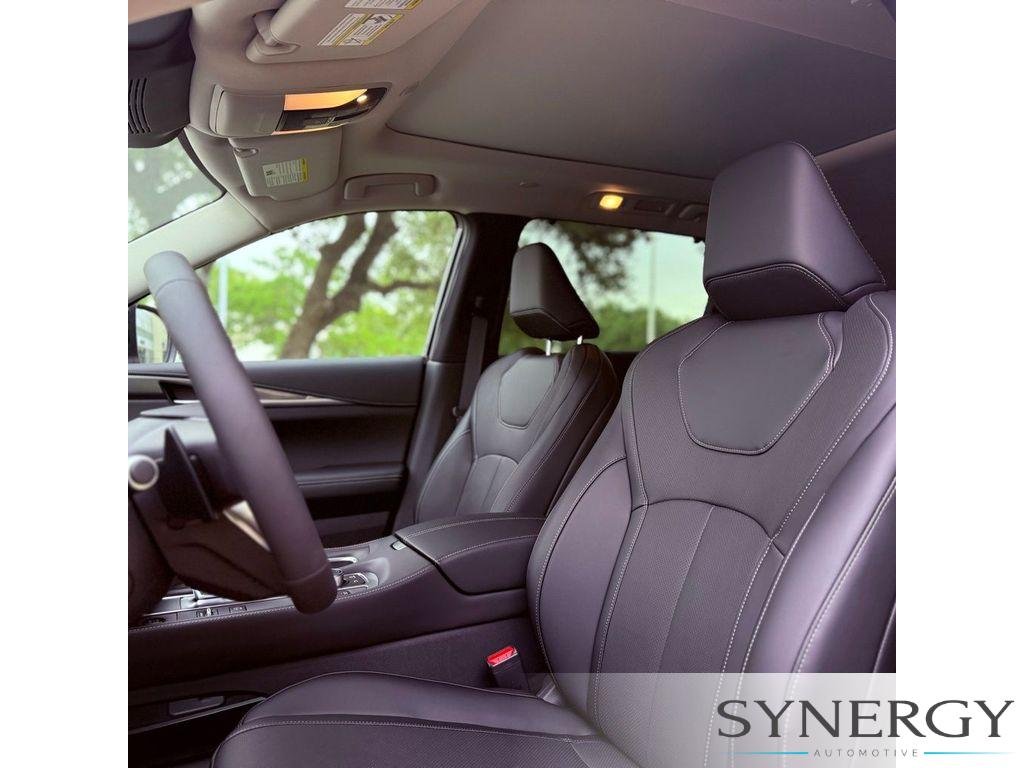 Certified Used 2026 GRAND BLUE INFINITI LUXE image 20