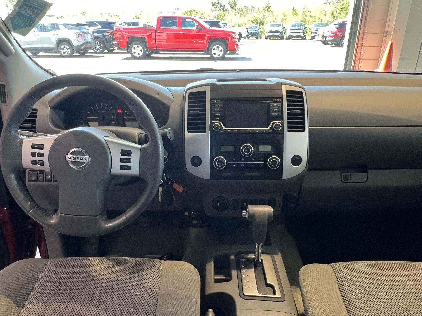 Used 2016 Lava Red Nissan SV image 11