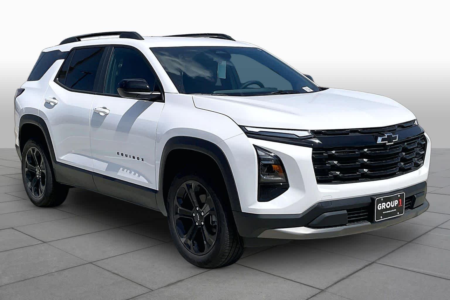 2027 Chevrolet Equinox LT - Photo 3