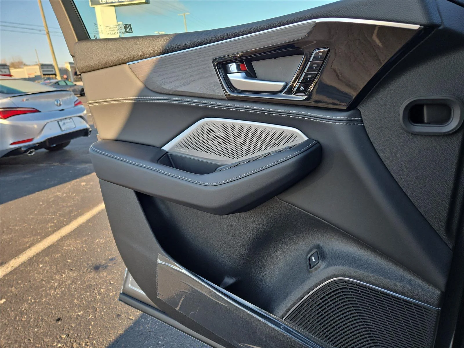 New 2026 Liquid Carbon Metallic Acura SH-AWD w/Advance image 15