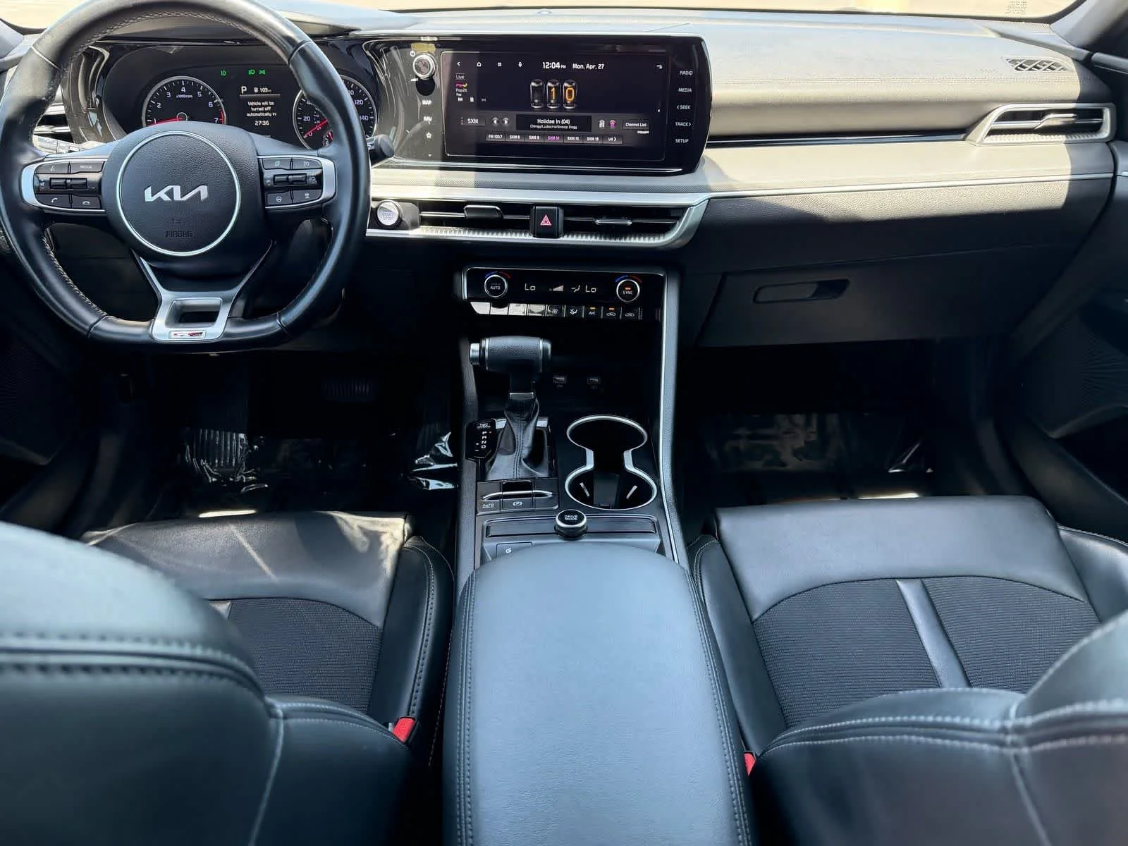 Used 2022 Glacial White Pearl Kia GT-Line image 17