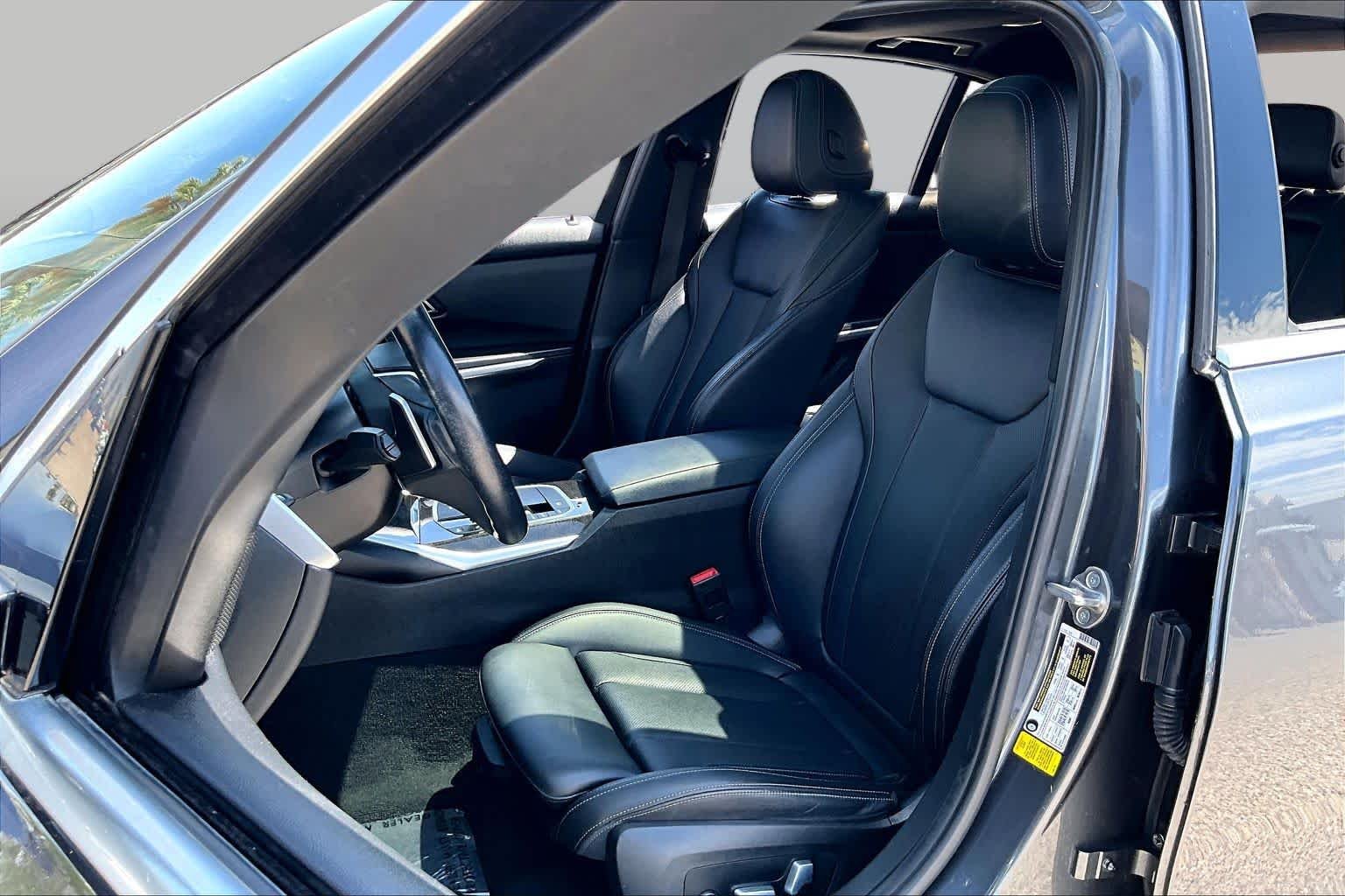 Used 2022 Mineral Grey Metallic BMW 330i image 7