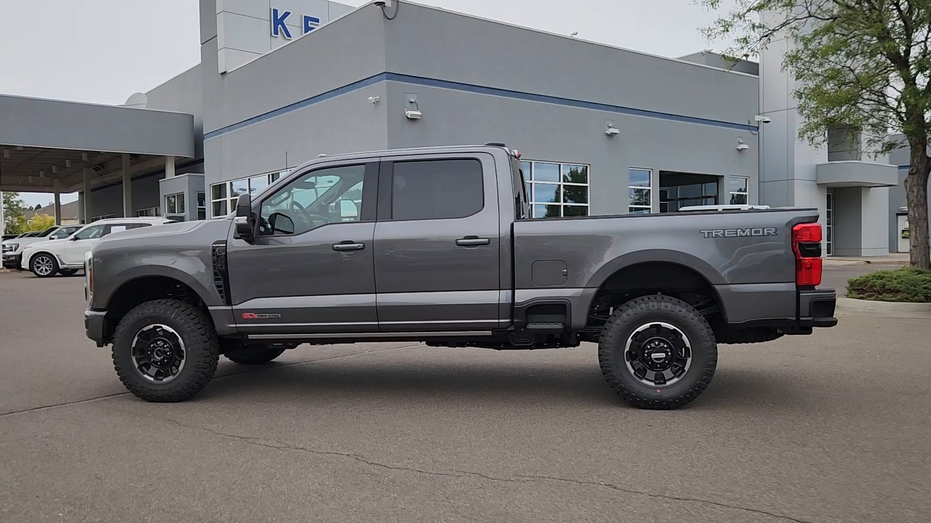 New 2026 Carbonized Gray Metallic Ford Platinum image 25