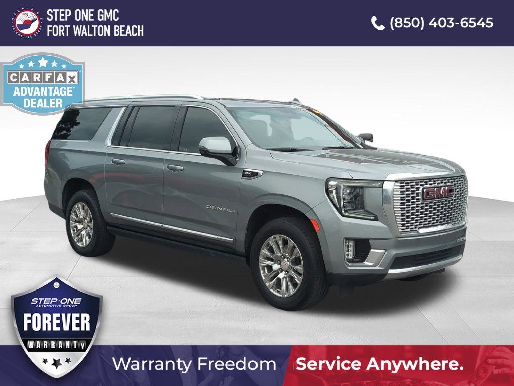 Used 2023 Silver GMC Denali image 8