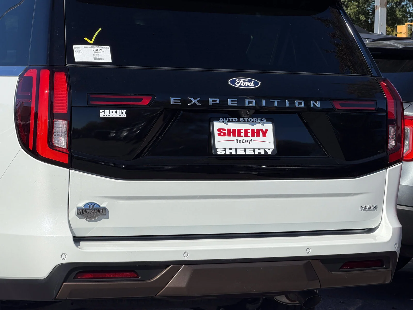 New 2027 Star White Metallic Tri-Coat Ford King Ranch image 8