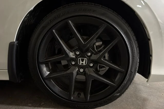 Certified Used 2026 Platinum White Pearl Honda Sport image 5