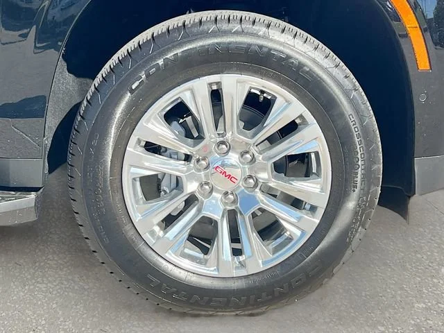 2026 GMC Yukon Denali - Photo 19