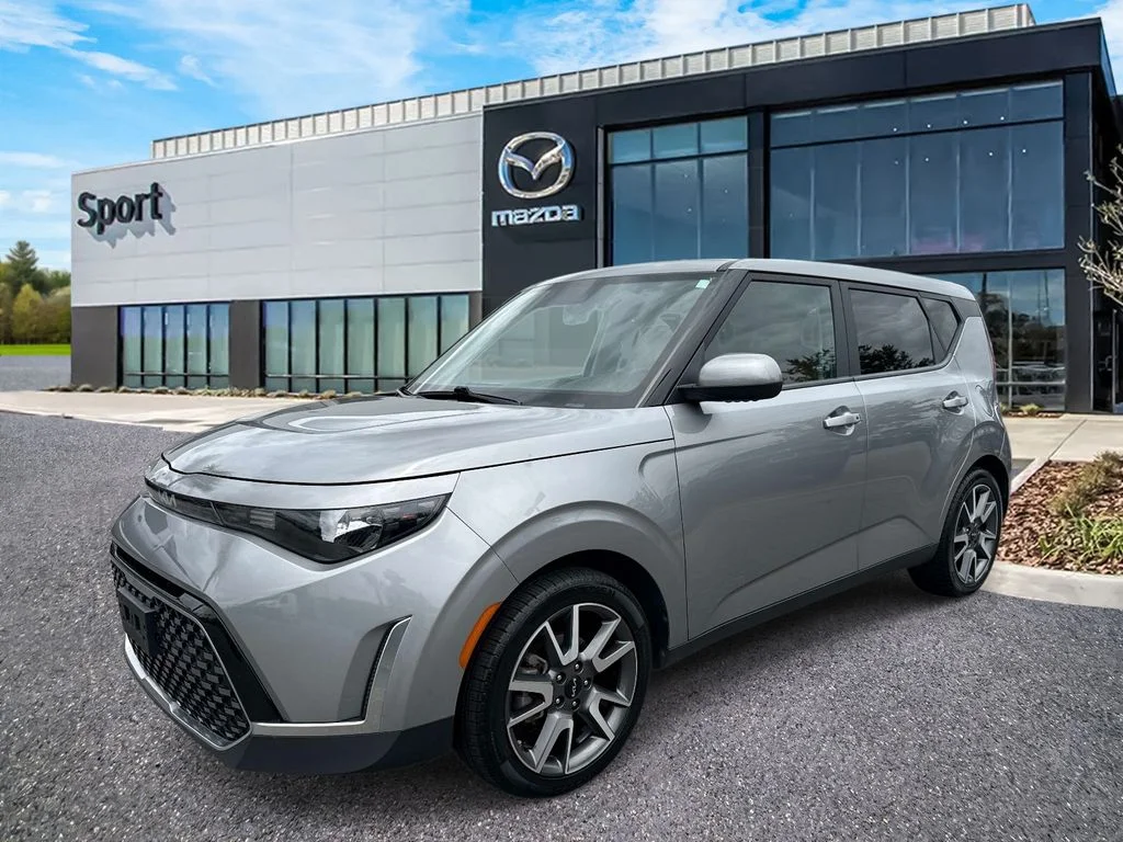Used 2024 Gray Kia EX image 7