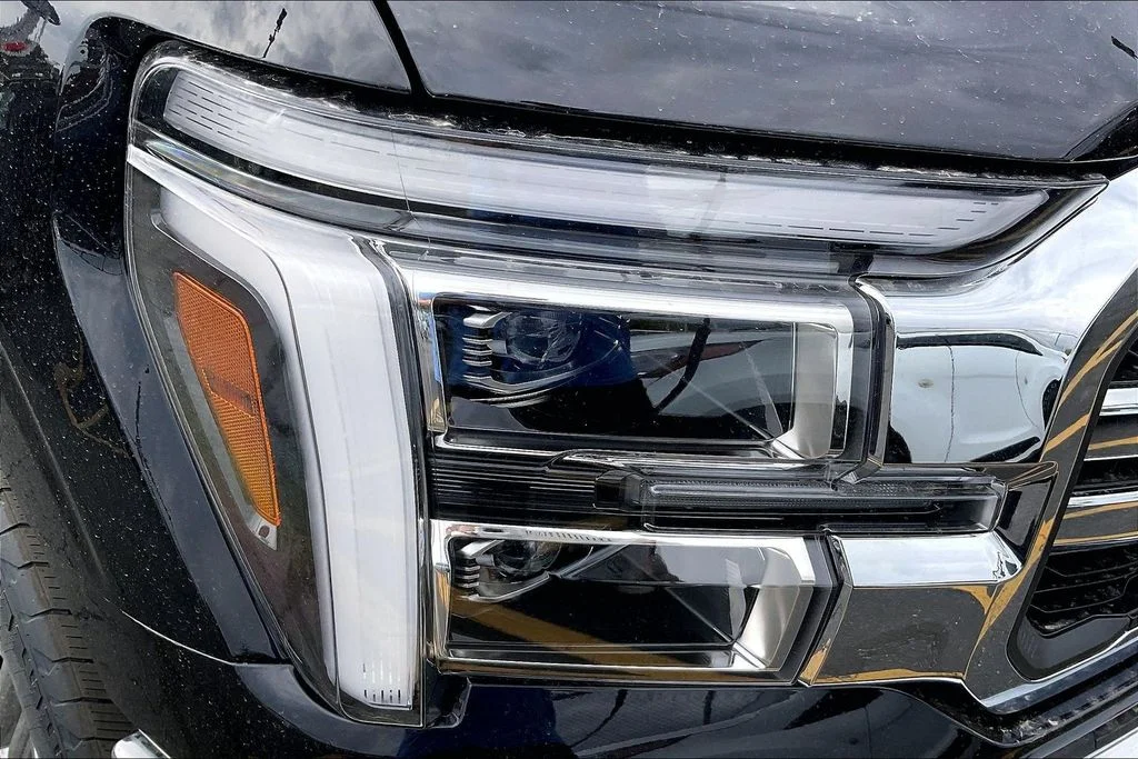 New 2026 Agate Black Metallic Ford Lariat® image 28