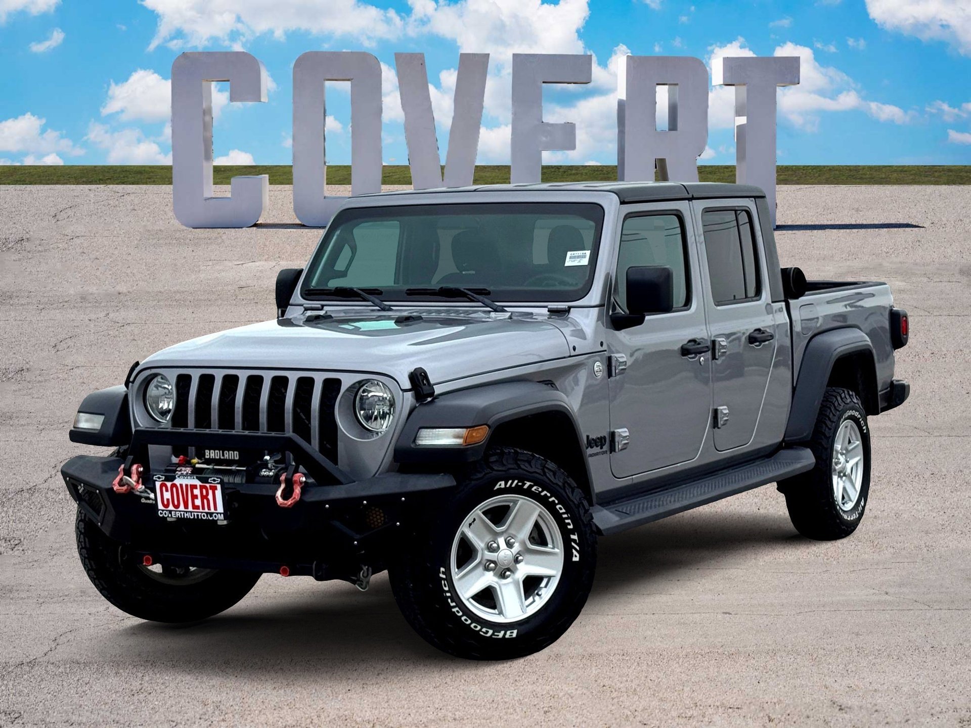 2020 Jeep Gladiator Sport S's photo