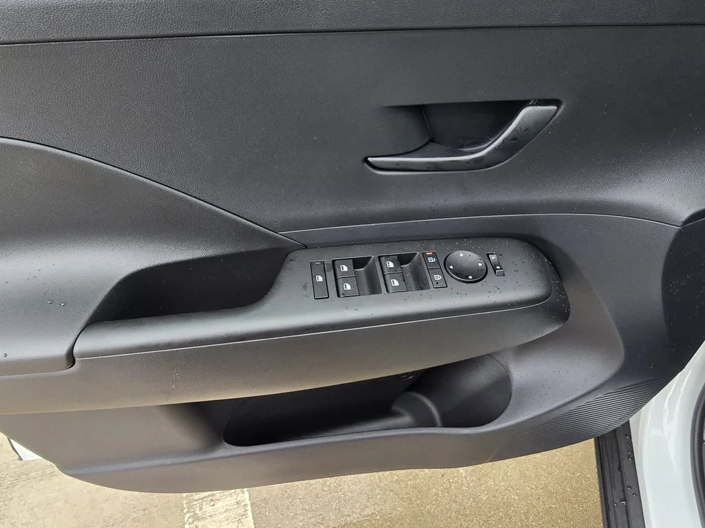 New 2027 Gray Hyundai SE image 15