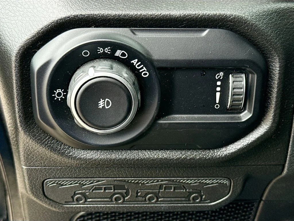 Used 2024 Black Clearcoat Jeep Sport S image 10