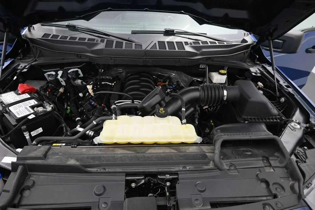 Used 2023 Blue Ford XL image 17